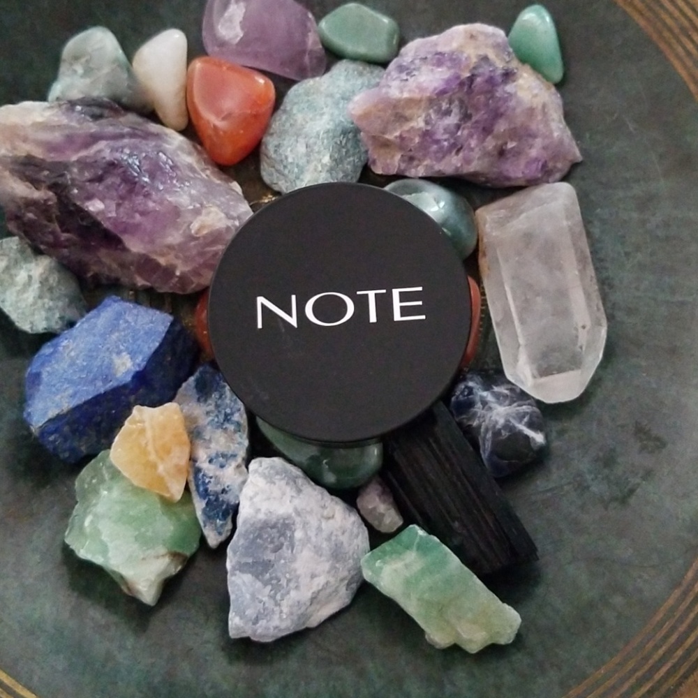 Note Luminous silk blush